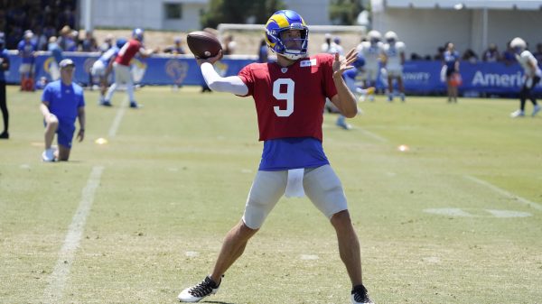 IRVINE, CA: Matthew Stafford 9 of the Rams works out during the Los Angeles Rams Training Camp on 06, 2022, at UC Irvine in Irvine, CA. Photo by Icon Sportswire NFL, American Football Herren, USA AUG 06 Los Angeles Rams Training Camp Icon592220806323