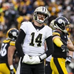 PITTSBURGH, PA - NOVEMBER 13: New Orleans Saints quarterback Andy Dalton 14 rolls his eyes during the national football league game between the New Orleans Saints and the Pittsburgh Steelers on November 13, 2022 at Acrisure Stadium in Pittsburgh, PA. Photo by Mark Alberti/Icon Sportswire NFL, American Football Herren, USA NOV 13 Saints at Steelers Icon22111307182