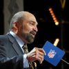 NFL, American Football Herren, USA NFL Draft, Apr 28, 2022 Las Vegas, NV, USA Hall of Famer Franco Harris speaks during the first round of the 2022 NFL Draft at the NFL Draft Theater. Mandatory Credit: Kirby Lee-USA TODAY Sports, 28.04.2022 19:20:58, 18171283, NPStrans, TopPic, NFL, NFL Draft PUBLICATIONxINxGERxSUIxAUTxONLY Copyright: xKirbyxLeex 18171283