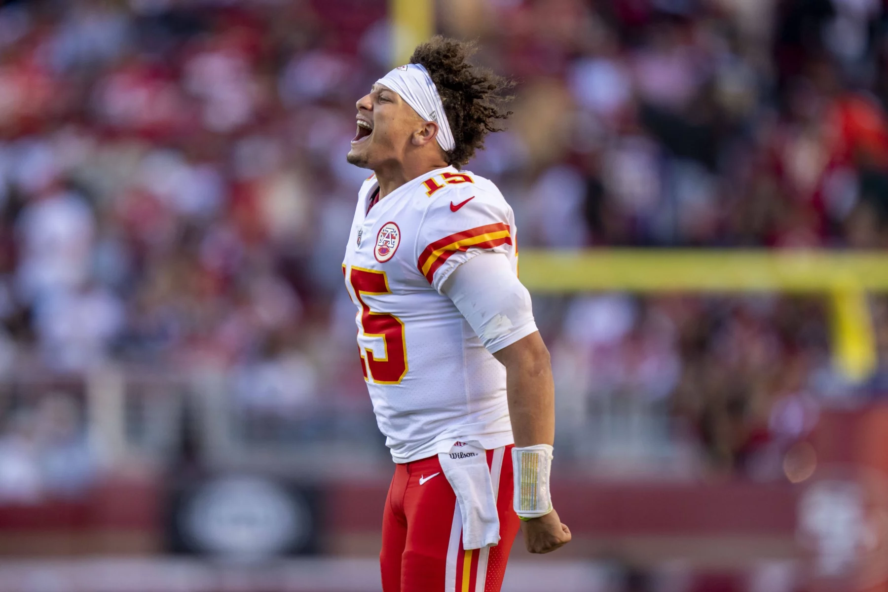 NFL, American Football Herren, USA Kansas City Chiefs at San Francisco 49ers October 23, 2022 Santa Clara, California, USA Kansas City Chiefs quarterback Patrick Mahomes 15 celebrates after a point-after-touchdown against the San Francisco 49ers during the fourth quarter at Levi s Stadium. Santa Clara Levi s Stadium California USA, EDITORIAL USE ONLY PUBLICATIONxINxGERxSUIxAUTxONLY Copyright: xKylexTeradax 20221023_kkt_st3_029