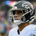 LANDOVER, MD - NOVEMBER 27: Atlanta Falcons quarterback Marcus Mariota 1 in action during the NFL, American Football Herren, USA game between the Atlanta Falcons and the Washington Commanders on November 27, 2022 at Fed Ex Field in Landover, MD. Photo by Mark Goldman/Icon Sportswire NFL: NOV 27 Falcons at Commanders Icon749221127122