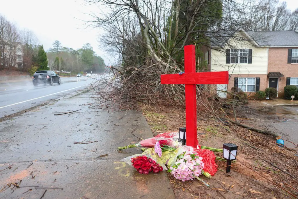 January 24, 2023: A memorial is shown for University of Georgia football player Devin Willock and UGA football staff member Chandler LeCroy at the site where their automobile crashed on Barnet Shoals Rd, Thursday, Jan. 19, 2023, in Athens, Georgia. Willock and LeCroy died from their injures. - ZUMAm67_ 20230124_zaf_m67_014 Copyright: xJasonxGetzx/xJason.Getzx