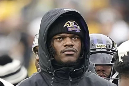 December 11, 2022, Pittsburgh, Pennsylvania, USA: Dec. 11, 2022: Lamar Jackson 8 during the Pittsburgh Steelers vs Baltimore Ravens in Pittsburgh PA at Acruisure Stadium. Brook Ward/ Pittsburgh USA - ZUMAa234 20221211_zsa_a234_023 Copyright: xAMGx