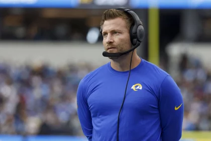 NFL Playoffs - Los Angeles Rams head coach Sean McVay in action during the NFL, American Football Herren, USA football game between the Los Angeles Rams and the Los Angeles Chargers in Inglewood, California. Mandatory Photo Credit : /CSM Inglewood United States of America - ZUMAc04_ 20230101_zaf_c04_268 Copyright: xCharlesxBausx