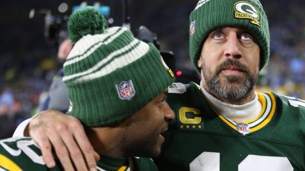 GREEN BAY, WI - JANUARY 08: Green Bay Packers quarterback Aaron Rodgers 12 and Green Bay Packers wide receiver Randall Cobb 18 walk off the field after a game between the Green Bay Packers and the Detroit Lions at Lambeau Field on January 8, 2023 in Green Bay, WI. Photo by Larry Radloff/Icon Sportswire NFL, American Football Herren, USA JAN 08 Lions at Packers Icon2301082392