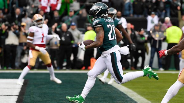 Jan 29, 2023 Philadelphia, Pennsylvania, USA Philadelphia Eagles running back Miles Sanders 26 runs in for a touch down during the first half of the NFC Championship against the San Francisco 49ers in Philadelphia, Pennsylvania. Mandatory Credit /CSM Philadelphia USA - ZUMAc04_ 20230129_zaf_c04_086 Copyright: xEricxCanhax