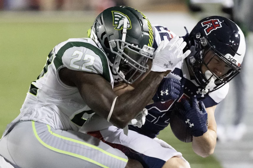XFL: Orlando Guardians at Houston Roughnecks Feb 18, 2023 Houston, TX, USA Houston Roughnecks running back Max Borghi 22 bis tackled by Orlando Guardians defensive back Matt Elam 22 in the first quarter at TDECU Stadium. Houston TDECU Stadium TX USA, EDITORIAL USE ONLY PUBLICATIONxINxGERxSUIxAUTxONLY Copyright: xThomasxSheax 20230218_tdc_sy9_0142