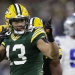 NFL, American Football Herren, USA Dallas Cowboys at Green Bay Packers Nov 13, 2022 Green Bay, Wisconsin, USA Green Bay Packers wide receiver Allen Lazard 13 celebrates a long first down gain on a reception in overtime against the Dallas Cowboys during their football game at Lambeau Field. Green Bay Lambeau Field Wisconsin USA, EDITORIAL USE ONLY PUBLICATIONxINxGERxSUIxAUTxONLY Copyright: xDanxPowersx 20221113_szo_usa_0229