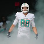 Mike Gesicki - MIAMI GARDENS, FL - NOVEMBER 27: Miami Dolphins tight end Mike Gesicki 88 enters during pregame introductions before the game between the Houston Texans and the Miami Dolphins on Sunday, November 27, 2022 at Hard Rock Stadium in Miami Gardens, Fla. Photo by Peter Joneleit/Icon Sportswire NFL, American Football Herren, USA NOV 27 Texans at Dolphins Icon221127087
