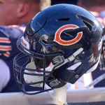 CHICAGO, IL - DECEMBER 18: A detail view of a Chicago Bears helmet is seen in action during a game between the Philadelphia Eagles and the Chicago Bears on December 18, 2022, at Soldier Field in Chicago, IL. Photo by Robin Alam/Icon Sportswire NFL, American Football Herren, USA DEC 18 Eagles at Bears Icon164221218028