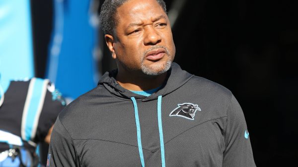 CHARLOTTE, NC - DECEMBER 18: Carolina Panthers interim head coach Steve Wilks during an NFL, American Football Herren, USA football game between the Pittsburg Steelers and the Carolina Panthers on December 18, 2022 at Bank of America Stadium in Charlotte, N.C. Photo by John Byrum/Icon Sportswire NFL: DEC 18 Steelers at Panthers Icon221218163