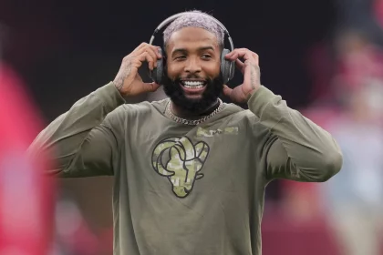 Star Free Agent Wide Receiver Odell Beckham Jr. beim Aufwärmen während seiner Zeit bei den Rams
