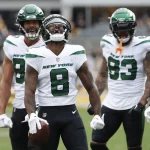 Elijah Moore freut sich nach einem gefangenen Ball