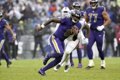 Ravens QB Lamar Jackson scrambled