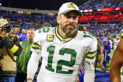 Green Bay Packers Quarterback Aaron Rodgers vor einem möglichen Trade zu den Jets