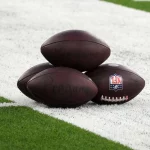 Football Fragen NFL, American Football Herren, USA Kansas City Chiefs at Los Angeles Chargers Nov 20, 2022 Inglewood, California, USA NFL Wilson official Duke footballs on the sidelines at SoFi Stadium. Inglewood SoFi Stadium California USA, EDITORIAL USE ONLY PUBLICATIONxINxGERxSUIxAUTxONLY Copyright: xKirbyxLeex 20221120_szo_al2_0073