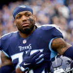 RB Derrick Henry, NFL, American Football Herren, USA Jacksonville Jaguars at Tennessee Titans Dec 11, 2022 Nashville, Tennessee, USA Tennessee Titans running back Derrick Henry 22 listens to the National Anthem before facing the Jacksonville Jaguars at Nissan Stadium. Nashville Nissan Stadium Tennessee USA, EDITORIAL USE ONLY PUBLICATIONxINxGERxSUIxAUTxONLY Copyright: xGeorgexWalkerxIVx 20221211_JAB_usa_055