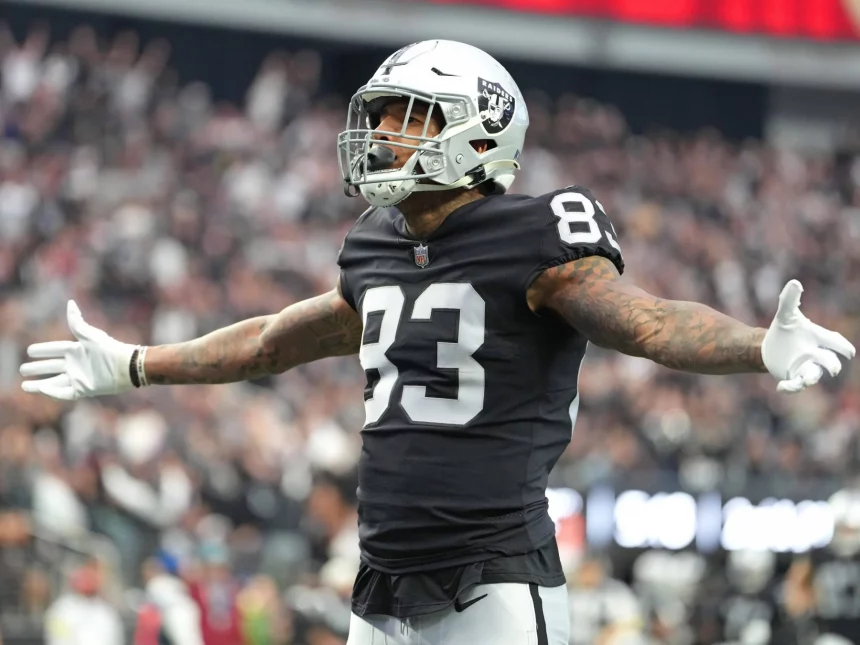 Raiders TE Darren Waller feiert nach einem Touchdown
