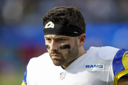 Buccaneers: Baker Mayfield (QB), hier im Dress der Rams, steht auf der Wunschliste der Bucs.