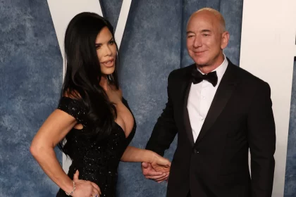 Jeff Bezos Commanders und Partnerin