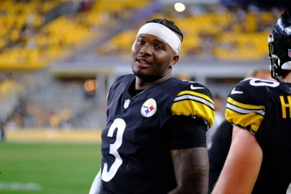 Foto von Dwayne Haskins im Jersey der Steelers
