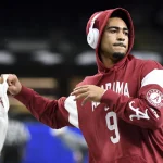 NFL Mock Draft 2023 - Bryce Young geht an Carolina