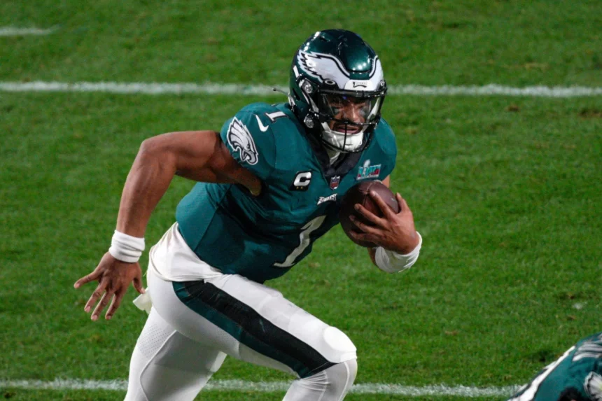 Quarterback jalen hurts mit philadelphia eagles einig - rekordvertrag - jalen hurts vertrag eagles - NFL Woche 12