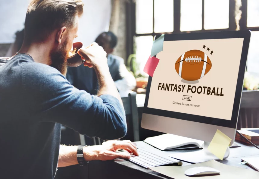 Mann spielt Fantasy Football 2025 - NFL Offenses 2024