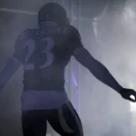 BALTIMORE, MD - SEPTEMBER 29: Baltimore Ravens strong safety Tony Jefferson 23 runs out of the tunnel as he is introduced prior to the game against the Cleveland Browns on September 29, 2019, at M&T Bank Stadium in Baltimore, MD. Photo by Mark Goldman/Icon Sportswire NFL, American Football Herren, USA SEP 29 Browns at Ravens PUBLICATIONxINxGERxSUIxAUTxHUNxRUSxSWExNORxDENxONLY Icon74919092983