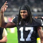 Davante Adams im Jersey der Las Vegas Raiders