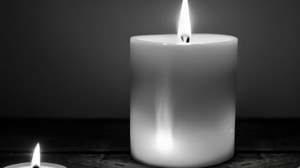 Kerzen nach Tod von QB Mallett