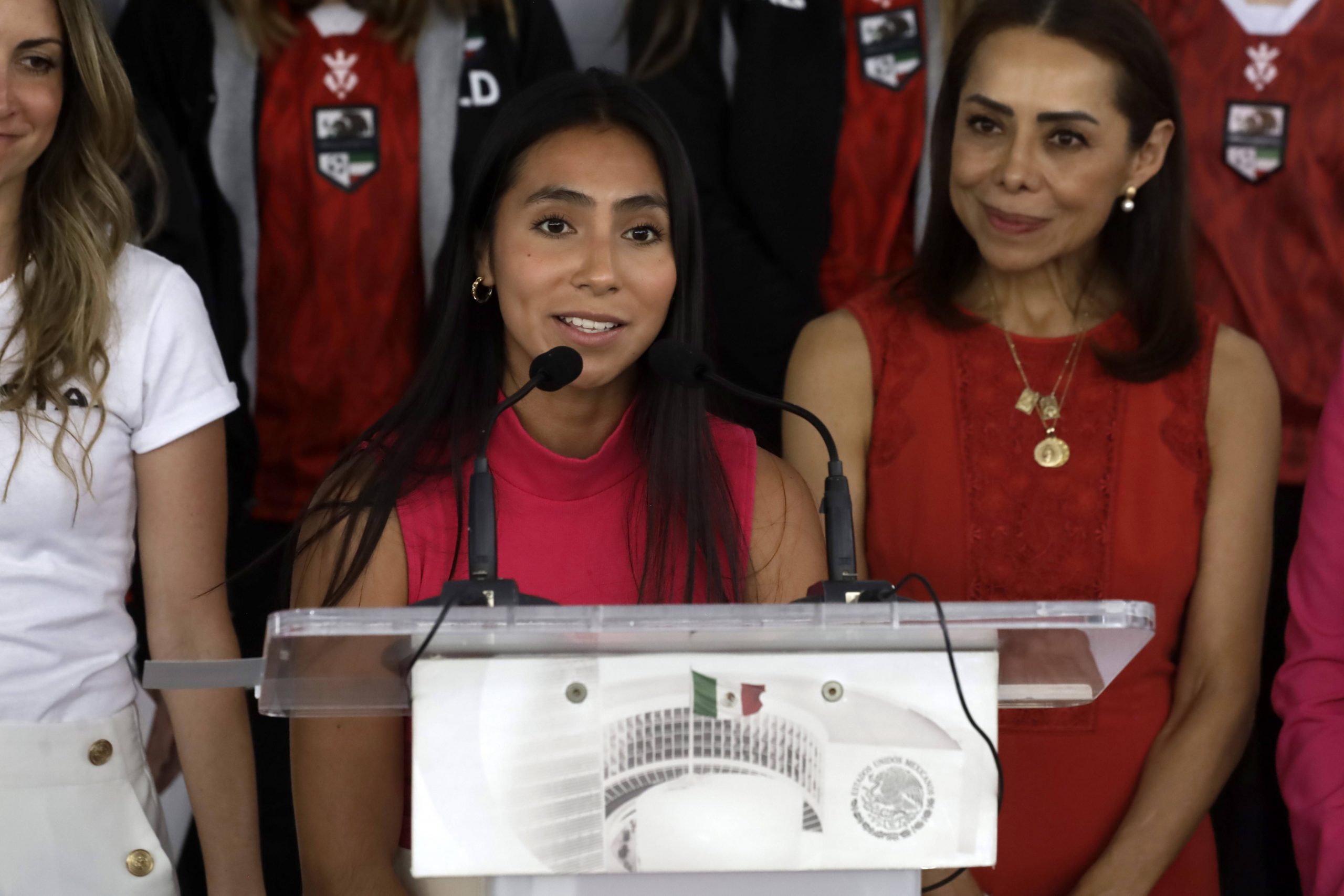 April 25, 2023, Mexico City, Mexico: Diana Flores, captain of the Mexican flag football team, at a press conference at the conclusion of the Gender Parity Forum in the World of Sports at the Senate in Mexico City. on April 25, 2023 in Mexico City, Mexico Mexico City Mexico - ZUMAe321 20230426_zia_e321_039 Copyright: xLuisxBarronx