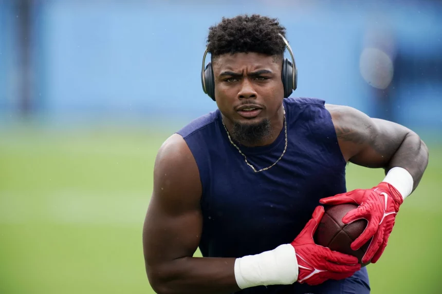 NFL, American Football Herren, USA New York Giants at Tennessee Titans, Sep 11, 2022 Nashville, Tennessee, USA Tennessee Titans wide receiver Treylon Burks 16 warms up before facing the New York Giants during their season opener at Nissan Stadium. Mandatory Credit: George Walker IV-USA TODAY Sports, 11.09.2022 13:42:46, 19028743, NPStrans, New York Giants, Tennessee Titans, NFL, Nissan Stadium, Treylon Burks PUBLICATIONxINxGERxSUIxAUTxONLY Copyright: xGeorgexWalkerxIVx 19028743