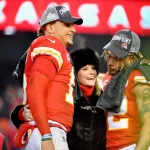 NFL, American Football Herren, USA AFC Championship-Tennessee Titans at Kansas City Chiefs, Jan 19, 2020 Kansas City, Missouri, USA KKansas City Chiefs quarterback Patrick Mahomes 15 and strong safety Tyrann Mathieu 32 celebrate with Norma Hunt on stage after the AFC Championship Game against the Tennessee Titans at Arrowhead Stadium. Mandatory Credit: Denny Medley-USA TODAY Sports, 19.01.2020 17:15:44, 13949267, Tyrann Mathieu, NFL, Norma Hunt, AFC Championship Game, Arrowhead Stadium, Patrick Mahomes, Kansas City Chiefs, Tennessee Titans PUBLICATIONxINxGERxSUIxAUTxONLY Copyright: xDennyxMedleyx 13949267