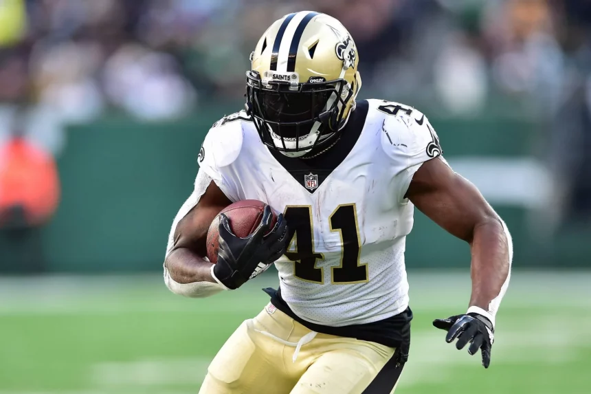 December 12, 2021, East Rutherford, New Jersey, USA: New Orleans Saints offensive back ALVIN KAMARA 41 in action at MetLife Stadium in East Rutherford New Jersey New Orleans defeats New York 30 to 9 East Rutherford USA - ZUMAa301 20211212_zaf_a301_032 Copyright: xBrooksxVonxArxx