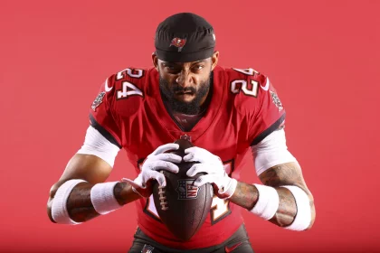 June 12, 2023, Tampa, Florida, USA: Tampa Bay Buccaneers cornerback Carlton Davis III 24 attends the BuccaneersÃââ photo day on Monday, June 12, 2023, at the AdventHealth Training Center in Tampa. Tampa USA - ZUMAs70_ 0259555449st Copyright: xDouglasxR.xCliffordx
