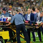 NFL, American Football Herren, USA Preseason-New England Patriots at Green Bay Packers Aug 19, 2023 Green Bay, Wisconsin, USA New England Patriots defensive back Isaiah Bolden 7 is taken off the field on a stretcher in the fourth quarter during game against the Green Bay Packers at Lambeau Field. Green Bay Lambeau Field Wisconsin USA, EDITORIAL USE ONLY PUBLICATIONxINxGERxSUIxAUTxONLY Copyright: xBennyxSieux 20230819_sjb_bs5_201