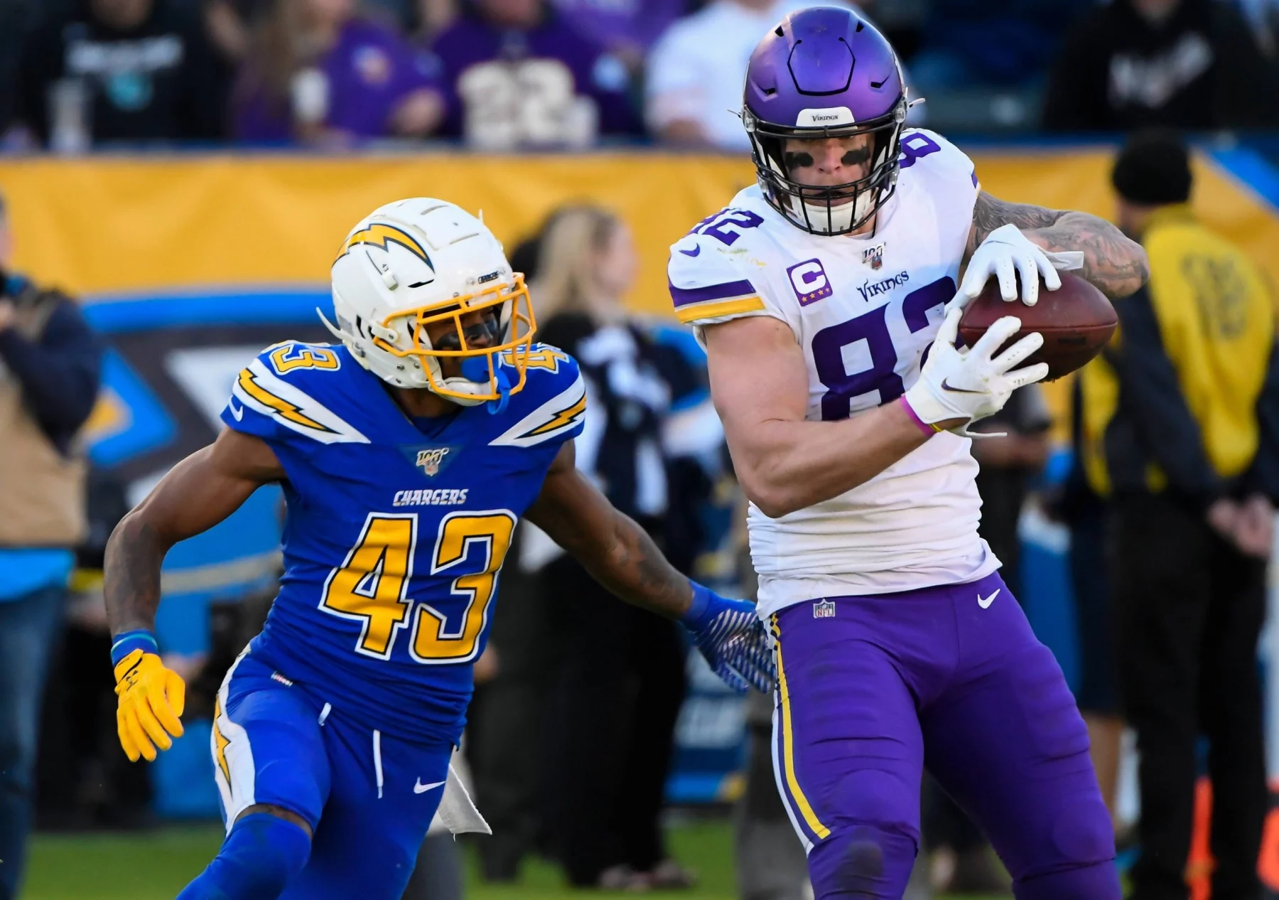 FootballR - NFL - Minnesota Vikings gegen LA Chargers. (Stichwörter: Minnesota Vikings, Los Angeles Chargers)