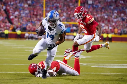 FootballR - NFL - Die Lions besiegen den amtierenden Champion im NFL Kickoff Game.