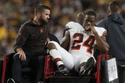FootballR - NFL - Schlüsselwörter: Cleveland Browns, Spieler Nick Chubb Ein Spieler der Cleveland Browns ist verletzt und seine Saison könnte vorzeitig enden.