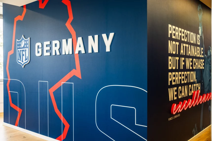FootballR - mehr internationalen Spiele - NFL - NFL eröffnet neues NFL Deutschland Hauptquartier in Düsseldorf.