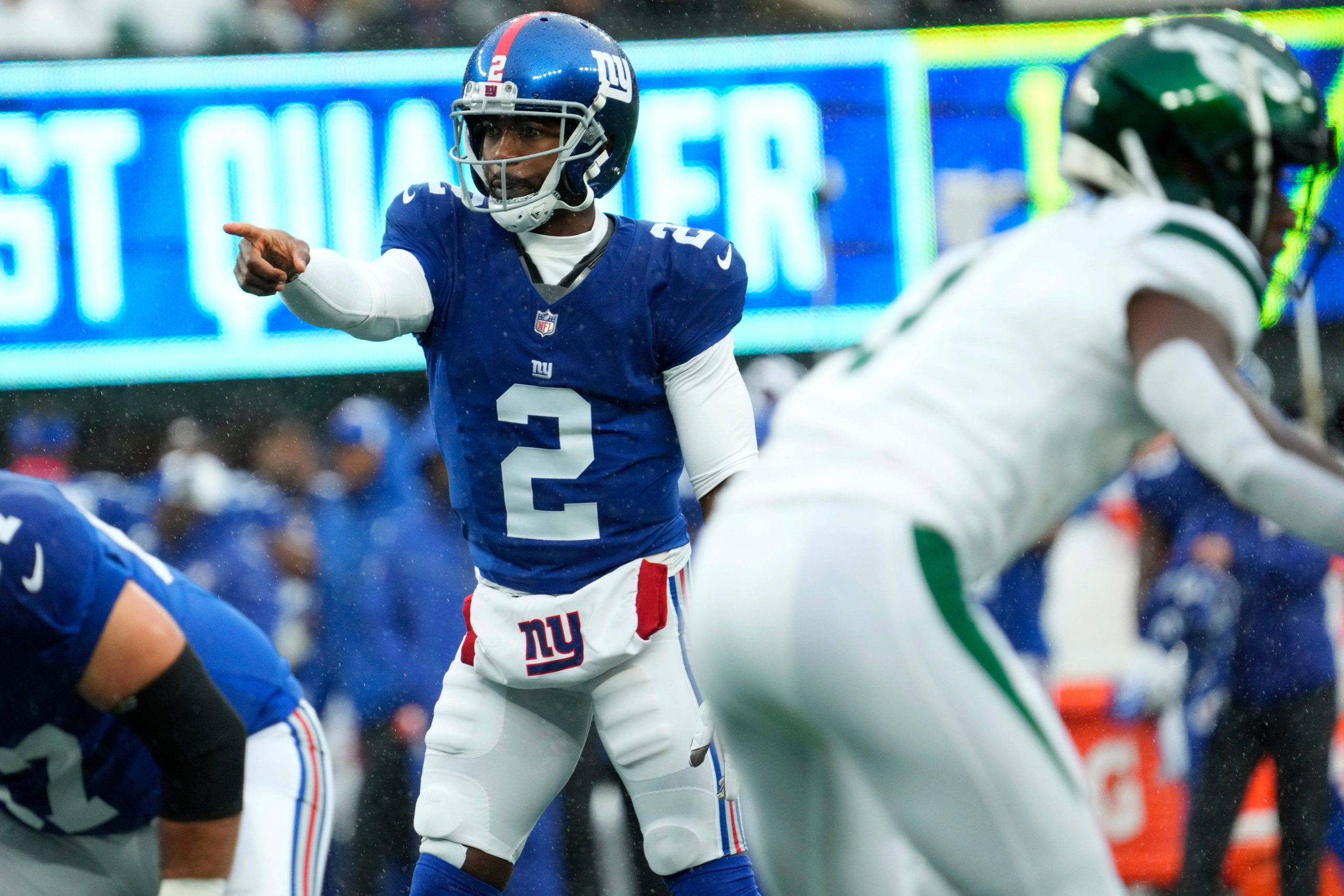 East Rutherford, NJ, USA New York Giants quarterback Tyrod Taylor 2 is shown early in the first quarter. , EDITORIAL USE ONLY PUBLICATIONxINxGERxSUIxAUTxONLY Copyright: xKevinxR.xWexlerx-xThexRecordx USATSI_21767573