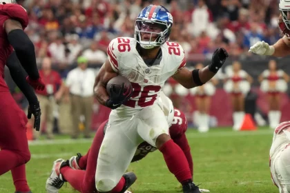 FootballR - NFL - Die New York Giants müssen im Spiel gegen die Miami Dolphins weiterhin auf Saquon Barkley verzichten.