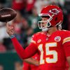 FootballR - NFL - Ein Footballspieler der Kansas City Chiefs, Patrick Mahomes, stellt den NFL-Rekord für die schnellsten 200 Touchdown-Pässe auf. RTL Woche 9