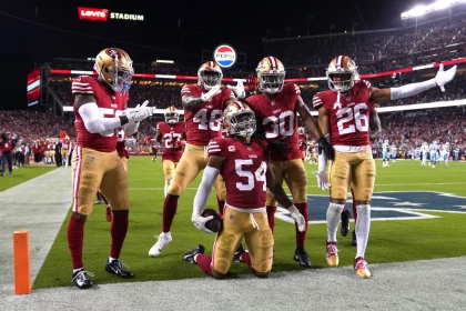 FootballR - NFL - Divisional Round - 49ers, Feld