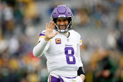QB Kirk Cousins winkt womöglich sein letztes Good-bye bei den Vikings. Der Achillessehnenriss könnte seine Zeit in Minnesota beenden. Etliche andere Quarterbacks verletzt am Sonntag.