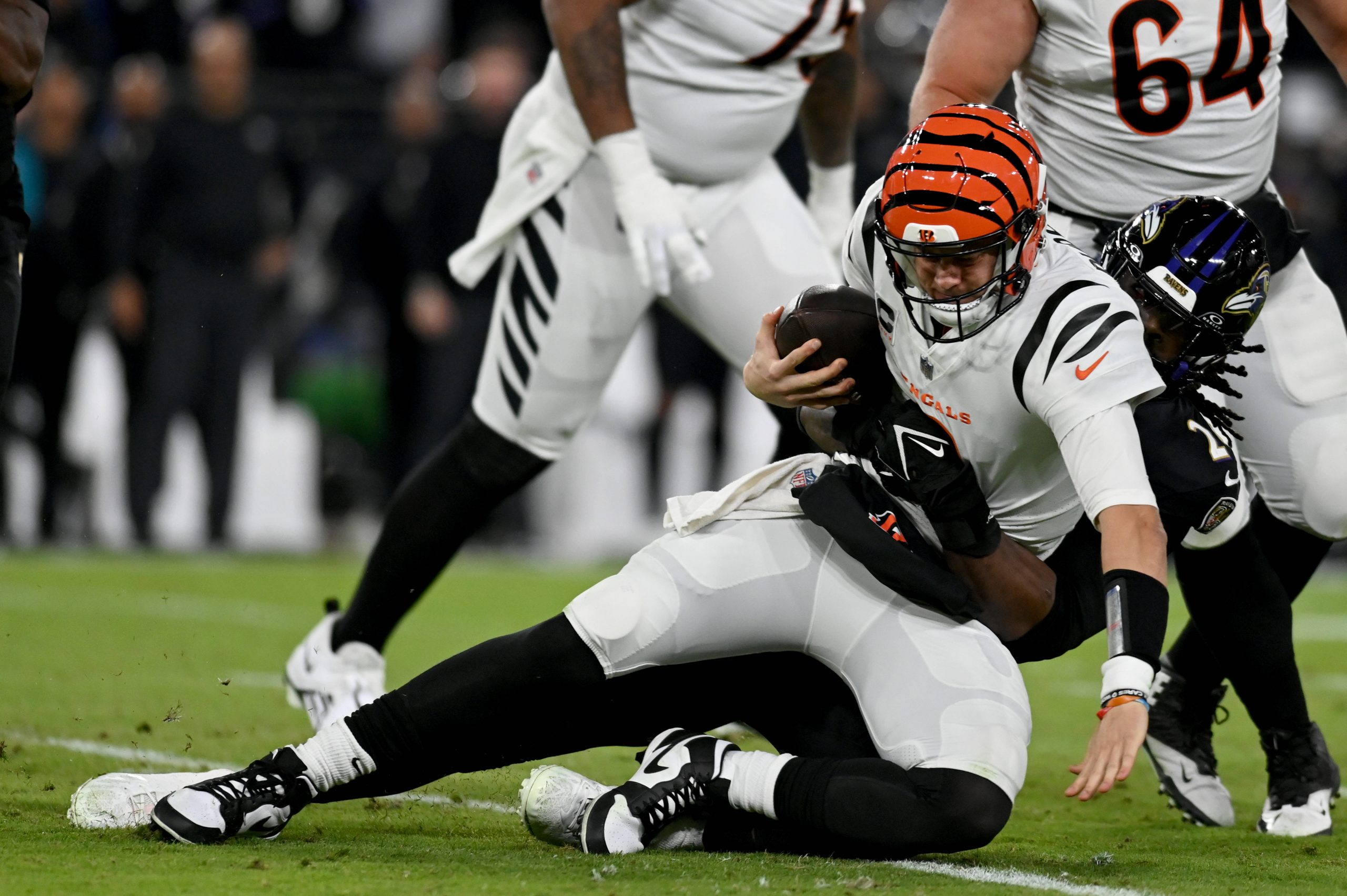 FootballR - NFL - Die Cincinnati Bengals spielen gegen die Baltimore Ravens. Ungereimtheiten rund um Joe Burrow Verletzung.
