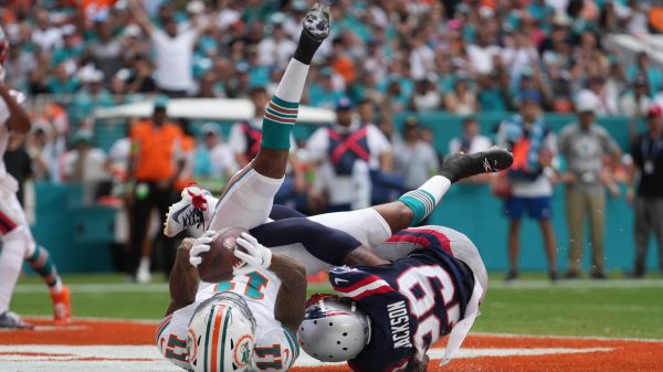 Patriots Cornerback J.C. Jackson im Spiel gegen die Miami Dolphins. Er darf wohl nicht mit nach Deutschland