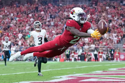 FootballR - NFL - Marquise Brown - Die Arizona Cardinals treffen in einem spannenden Spiel auf die Philadelphia Eagles.