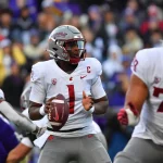 FootballR - NFL - Eine Gruppe von Footballspielern, darunter Cam Ward, spielen während ihrer Profikarriere ein Spiel.